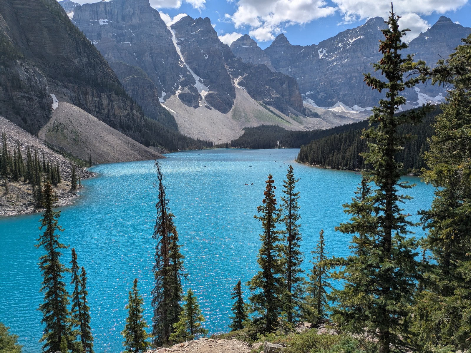 Rocky Mountain peaks above a turquoise lake